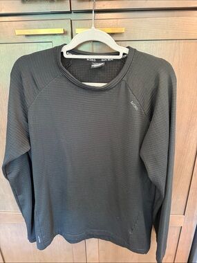 Skora Men’s Black Long Sleeve Performance Tee